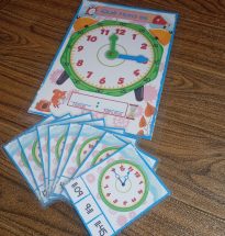 Reloj Plastificado con Tarjetas